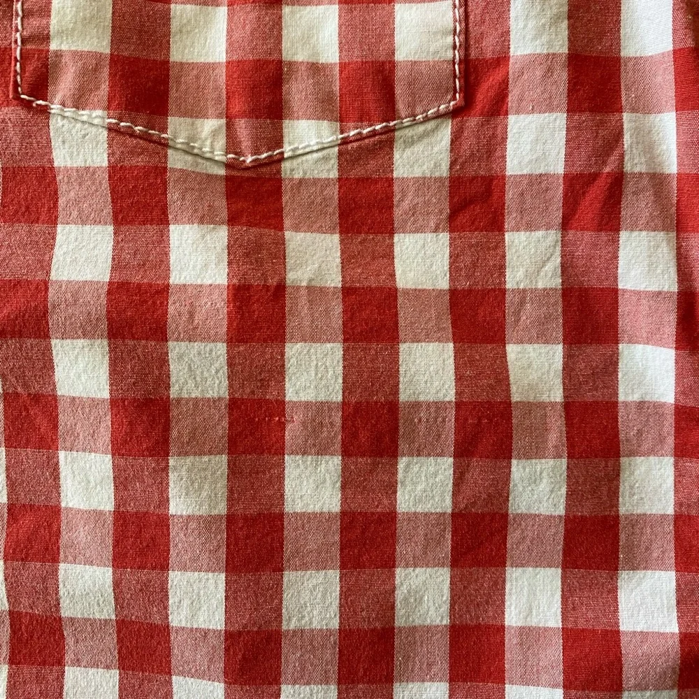 ⭐️ Tommy Hilfiger Kids Red & White Checkered Button-Up Shirt, Boys 7, Gingham